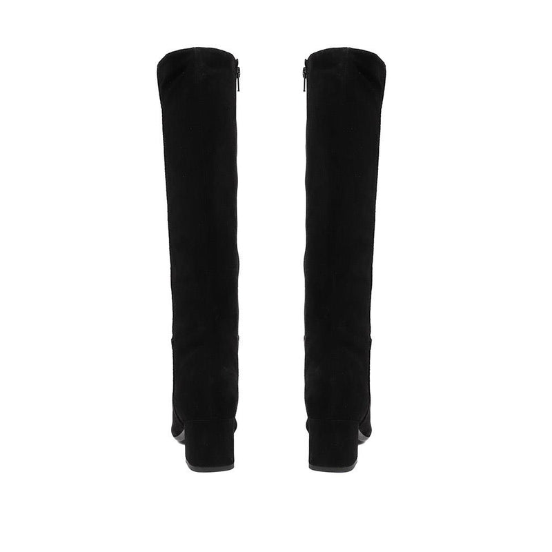 Skinny shaft deals boots