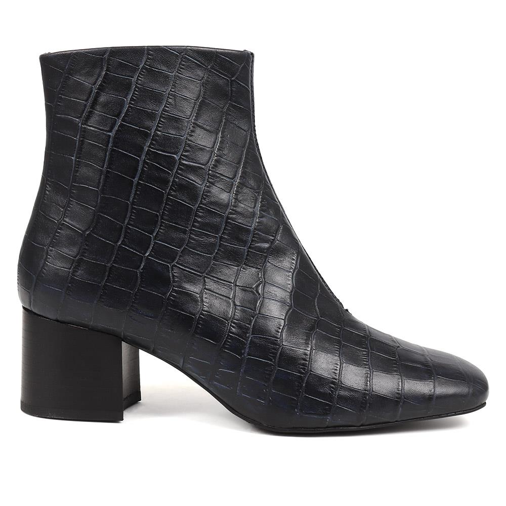 Navy Croc