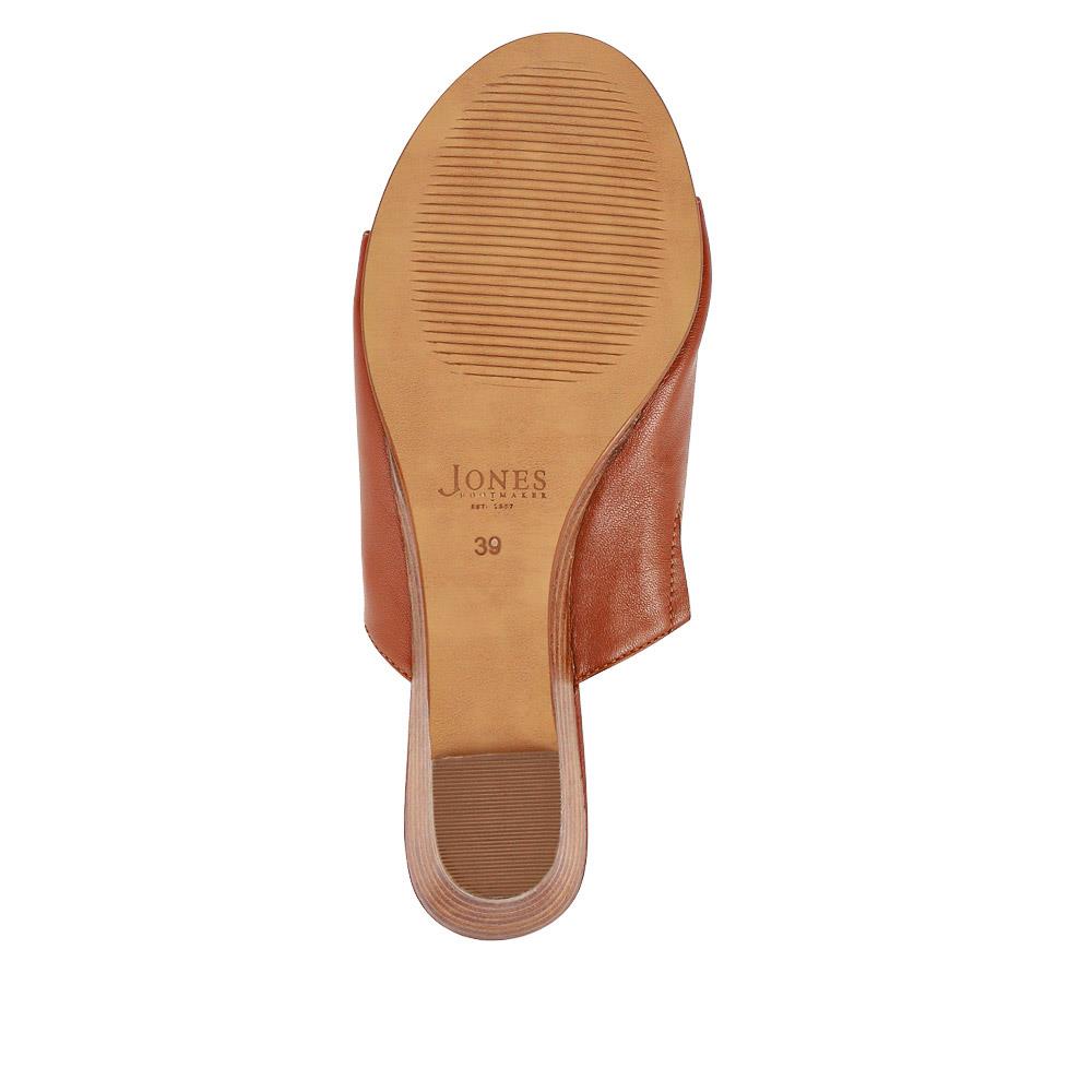 Tan