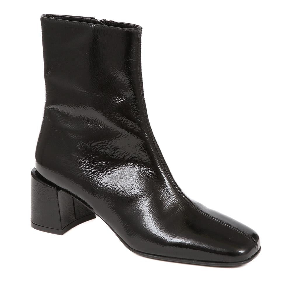 LAREINA Patent Block Heeled Ankle Boots - LAREINA / 324 366